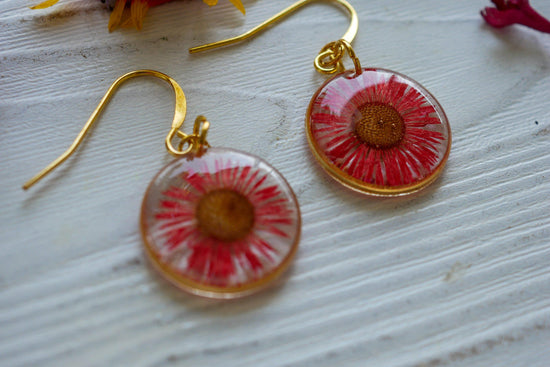 Pressed red daisy earrings, pressed real flower dangles
