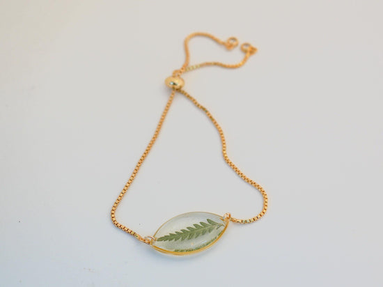 Dainty pressed fern bracelet, real fern jewelry, adjustable fern leaf bracelet, plant lover bracelet