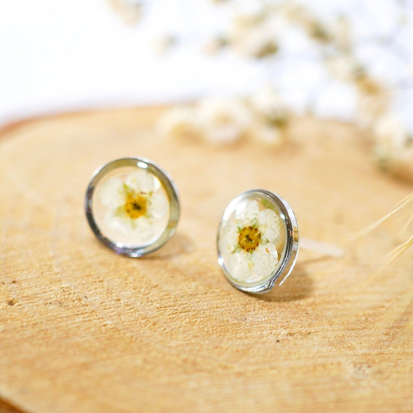 Pressed Flower Stud Earrings: Tiny White Blooms in Resin