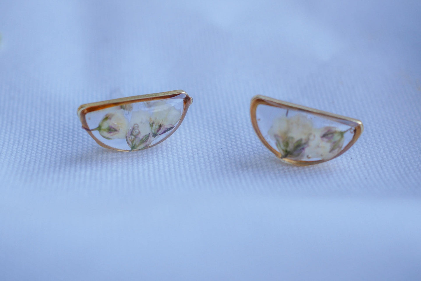 Pressed  baby's breath half moon stud earrings, dainty gold or silver floral studs-pressed flower jewelry-wedding jewelry- everyday earrings