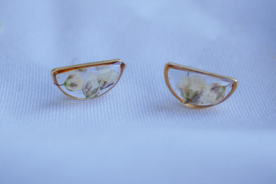 Pressed  baby's breath half moon stud earrings, dainty gold or silver floral studs-pressed flower jewelry-wedding jewelry- everyday earrings