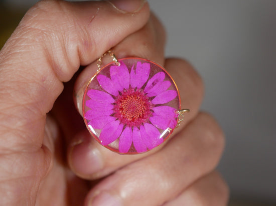 Pink Chrysanthemum necklace