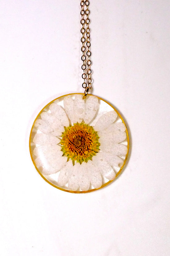 Large pressed daisy pendant
