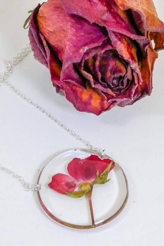 Amazon.com: ASELFAD Preserved Purple Real Rose with I Love You Necklace  -Eternal Flowers Rose Gifts for Mom Wife Girlfriend Her on Valentines Day  Mothers Day Anniversary Birthday Gifts for Women : Home