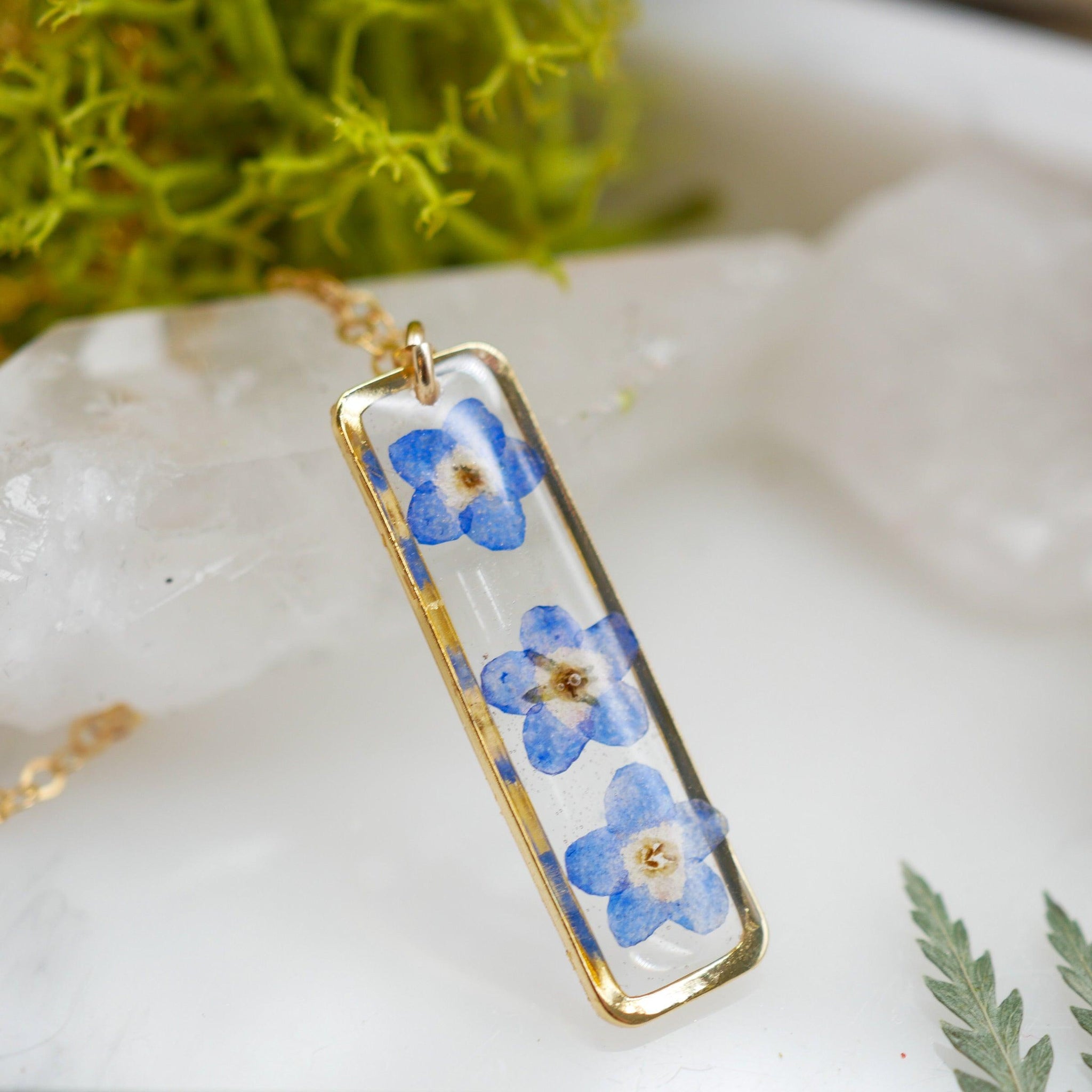 Forget me not vertical bar necklace