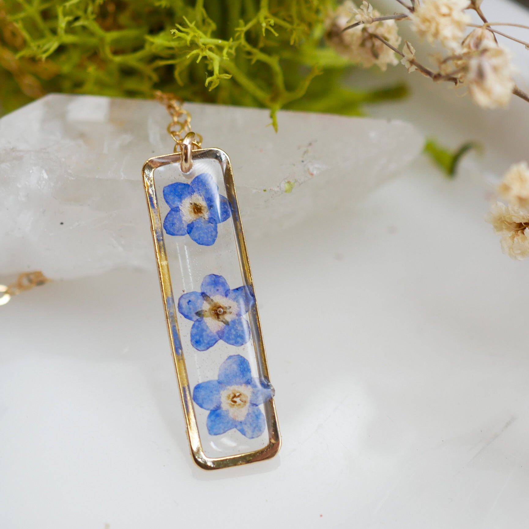 Forget me not vertical bar necklace