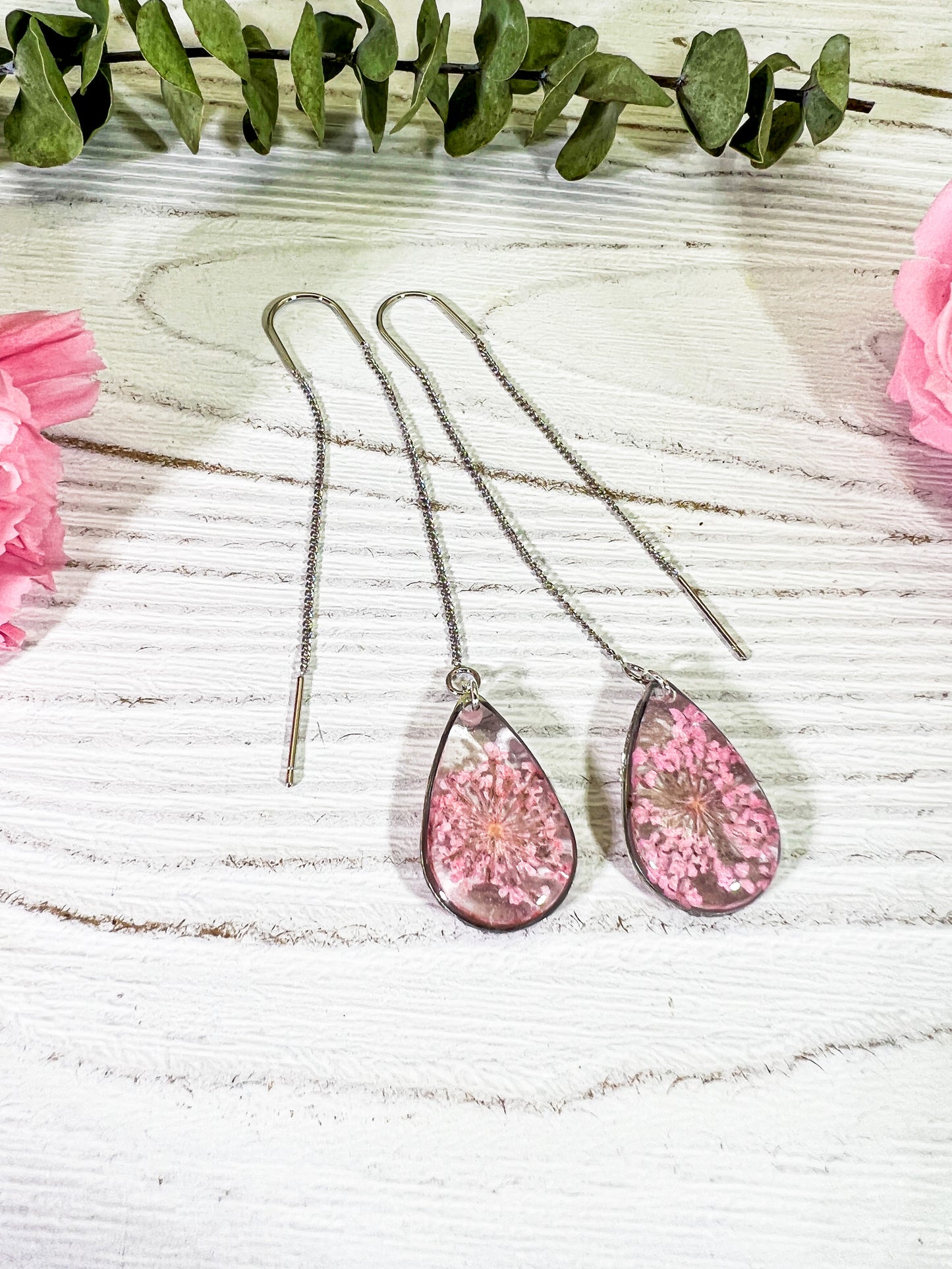 Load image into Gallery viewer, Pink Queen Anne’s lace ear threader earrings
