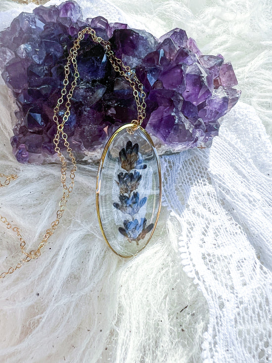 Load image into Gallery viewer, Lavender oval necklace
