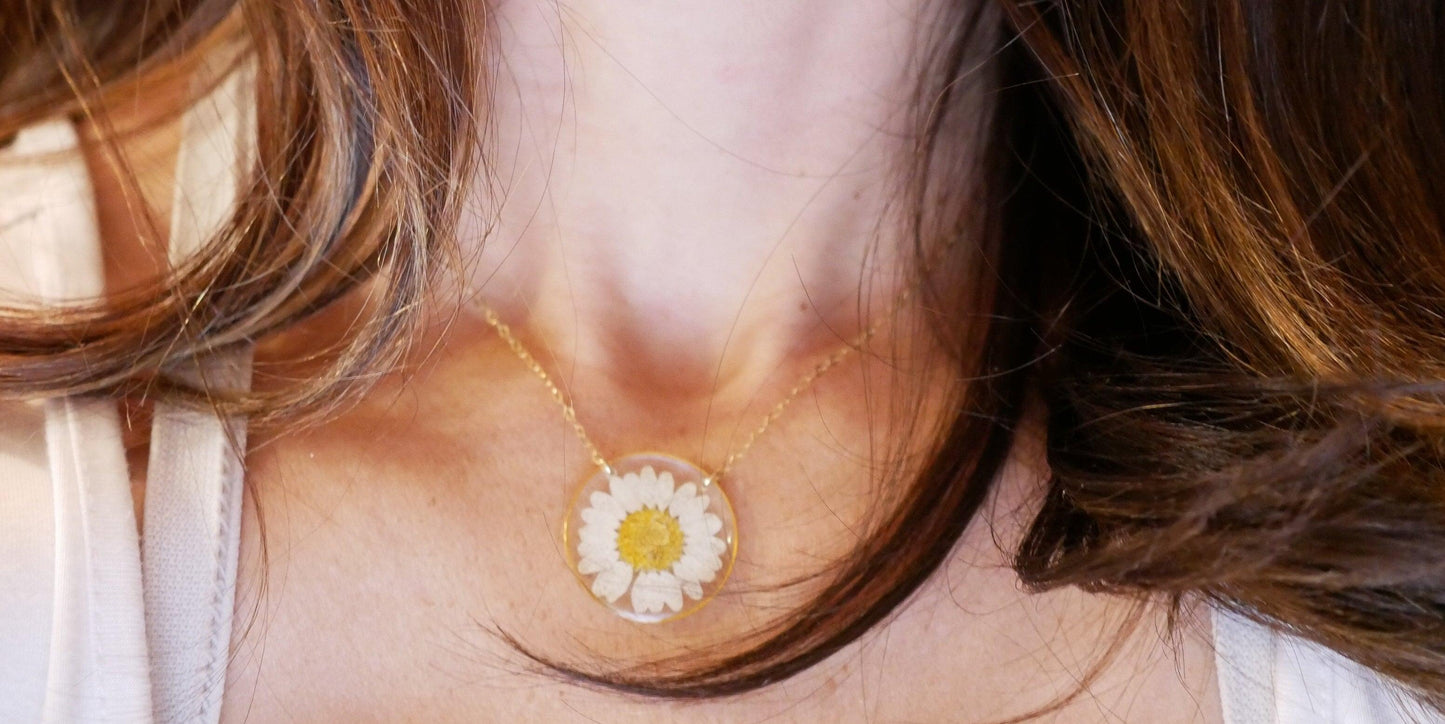 Daisy Necklace - Handcrafted Jewelry in NYC – SiiZU | Sustainable Fashion