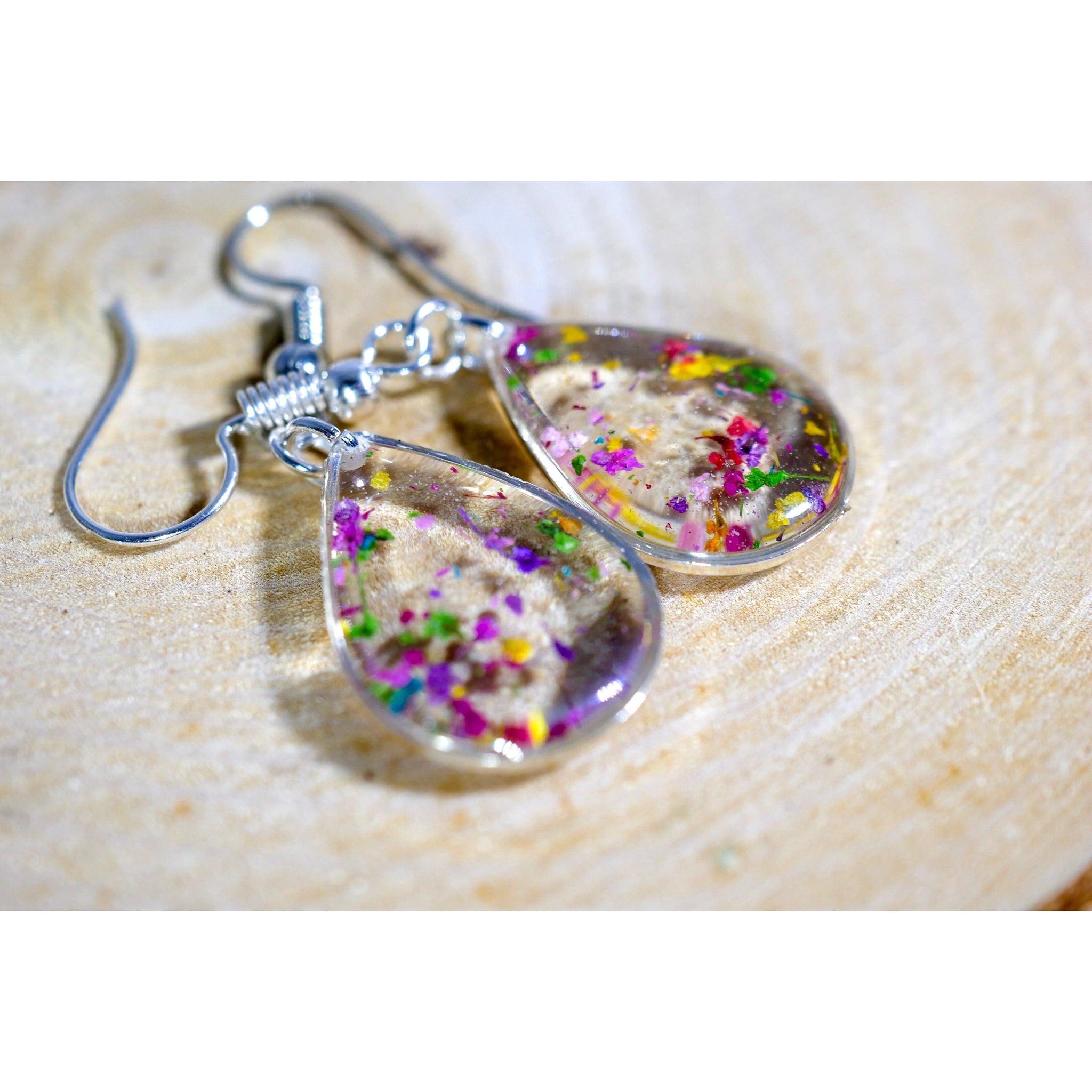 Tiny Flower confetti teardrop earrings