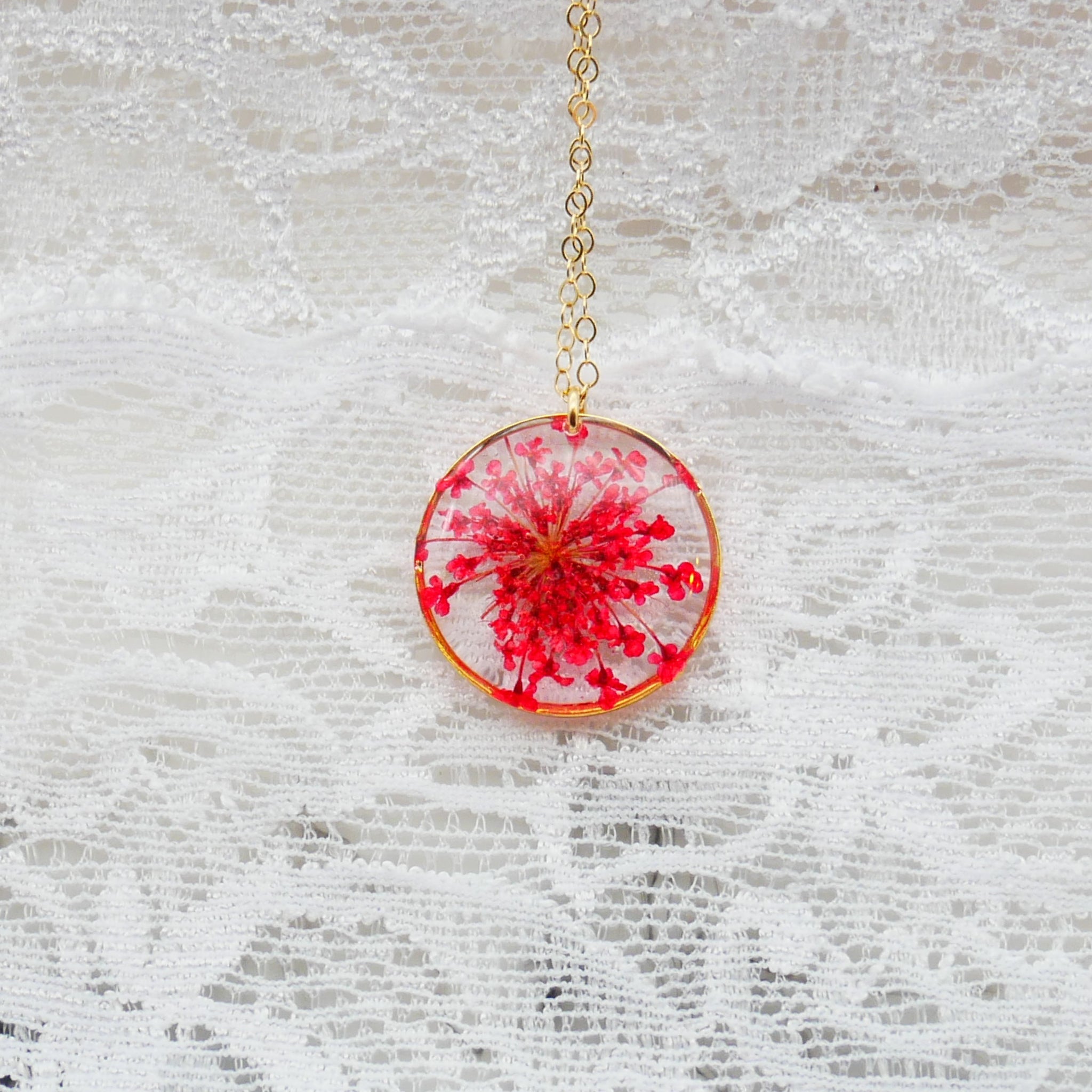 RedQueen Anne’s Lace Necklace