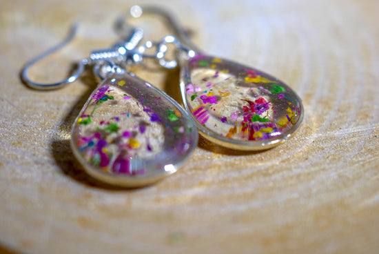 Tiny Flower confetti teardrop earrings