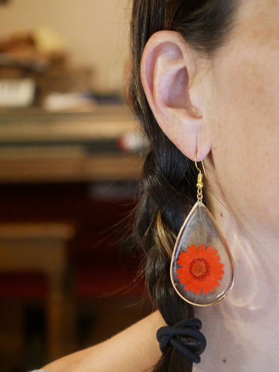 Red flower teardrop earrings