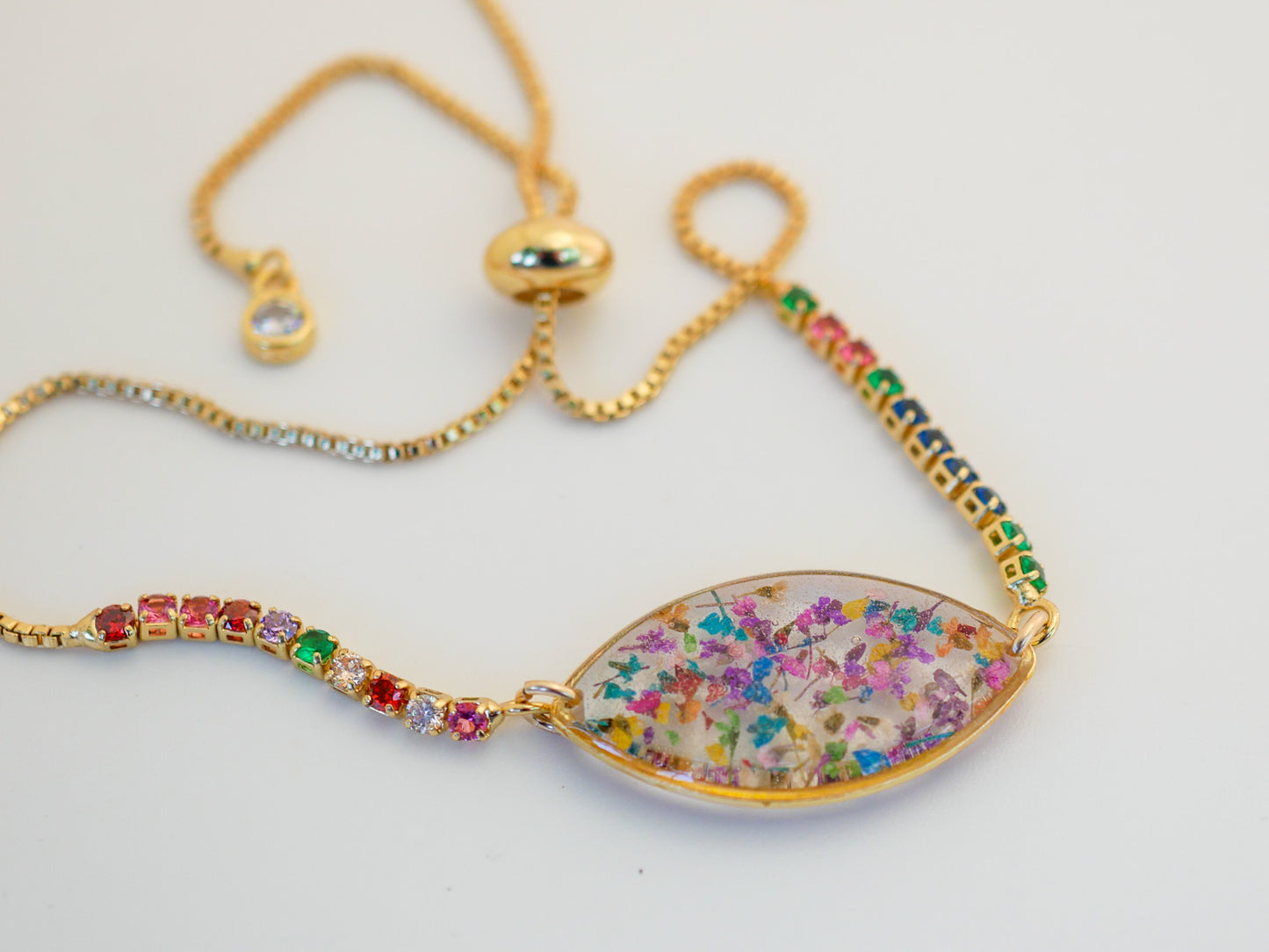 Load image into Gallery viewer, Rainbow Flower Confetti Bracelet
